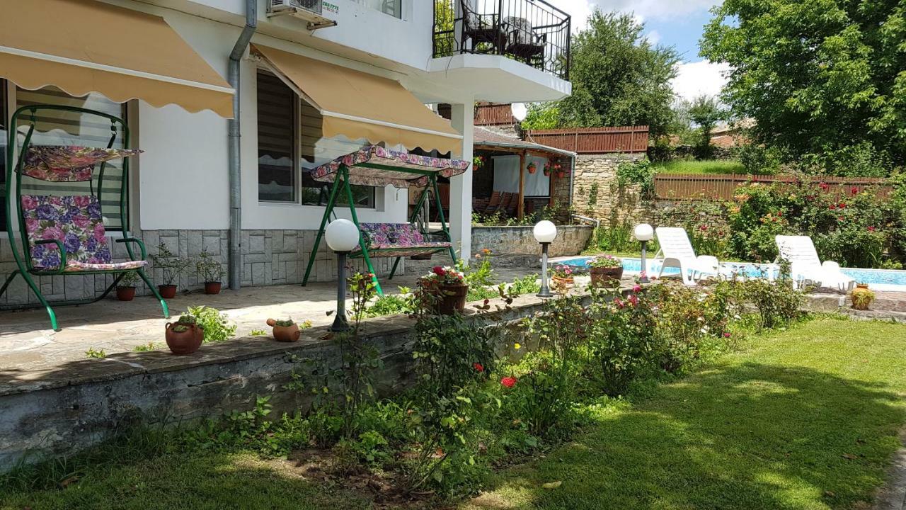 Rosarium Residence Guest House 德里亚诺沃 外观 照片